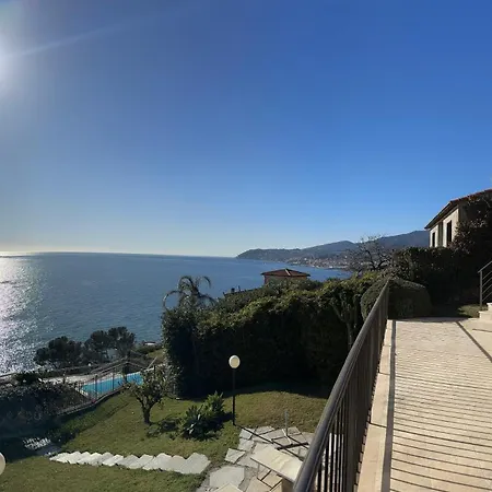 Il Villino Ai Tre Ponti Villa *