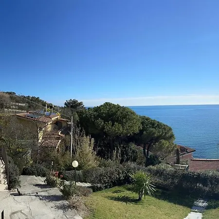 Il Villino Ai Tre Ponti Sanremo
