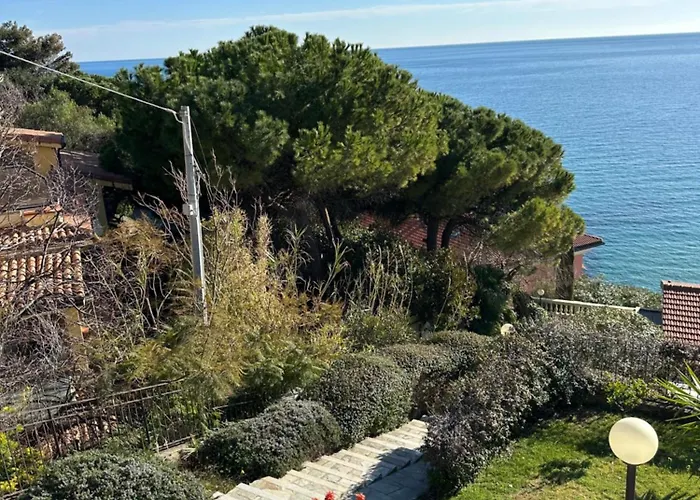 Mare E Relax - Il Villino E La Ai Tre Ponti *