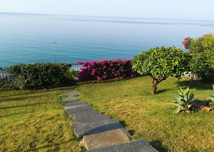 Mare E Relax - Il Villino E La Ai Tre Ponti Villa *