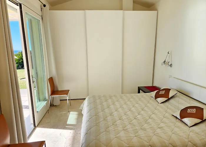 Mare E Relax - Il Villino E La Ai Tre Ponti Villa